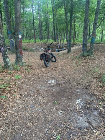 Trool fottprints leading to treasure.